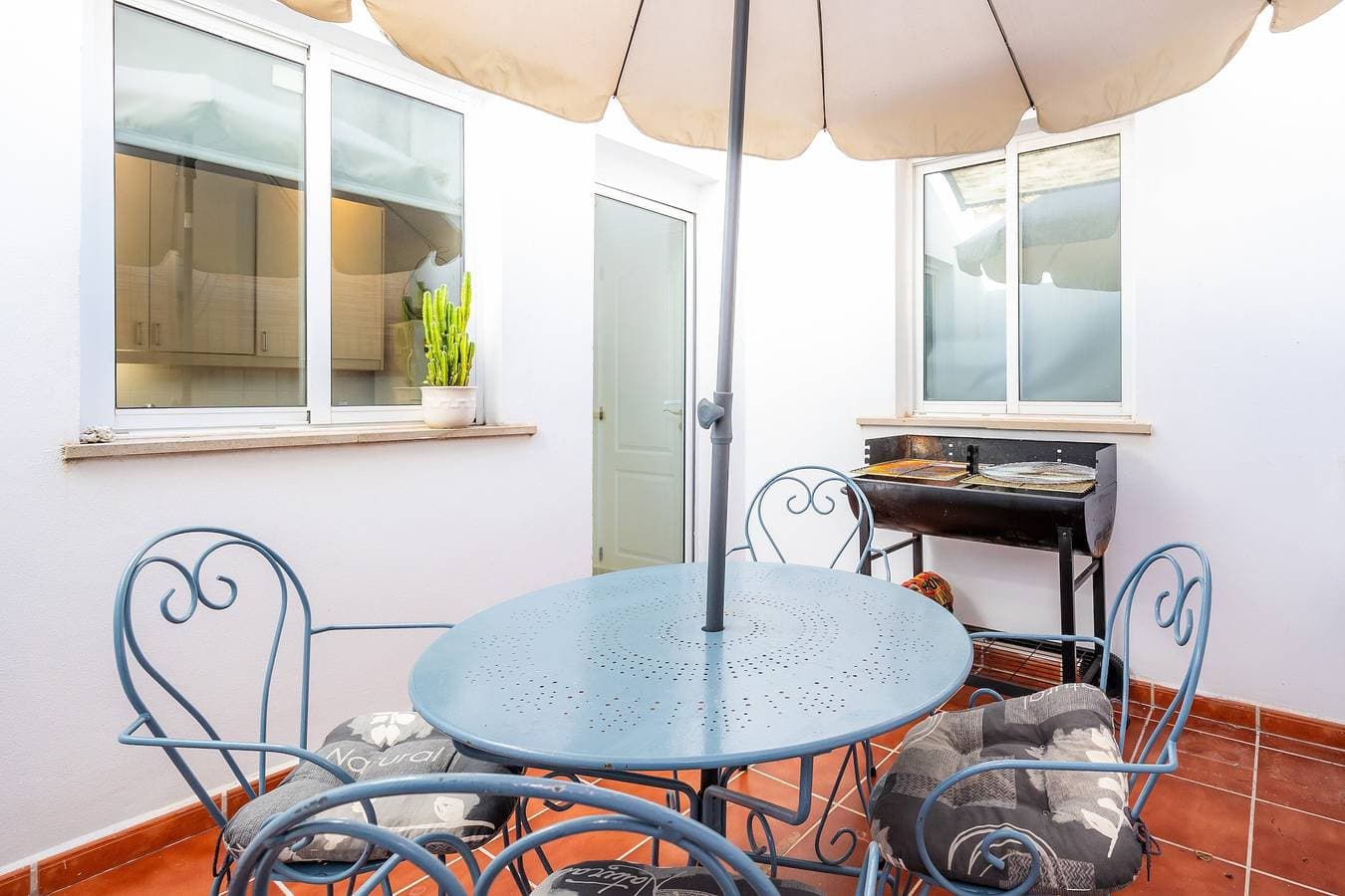 Foto 8 von 23: Ferienwohnung 'Can Roses' mit privater Terrasse, WLAN und Klimaanlage