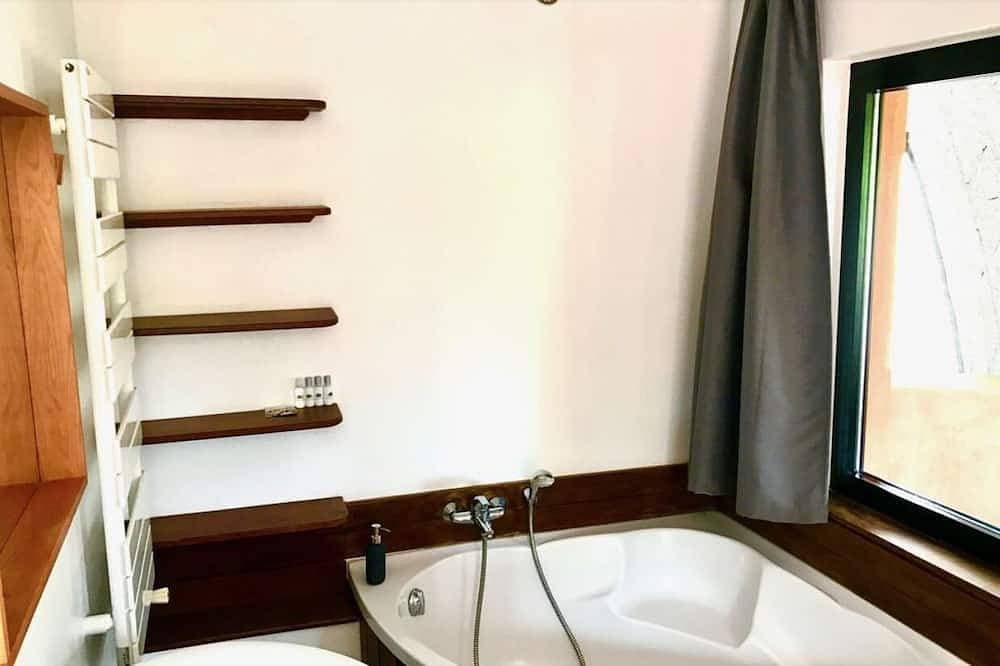Foto 6 von 30: Architekt Villa 220 m2 Schwimmbad Jacuzzi Park 2.600 m2 4 Schlafzimmer Bouleplatz