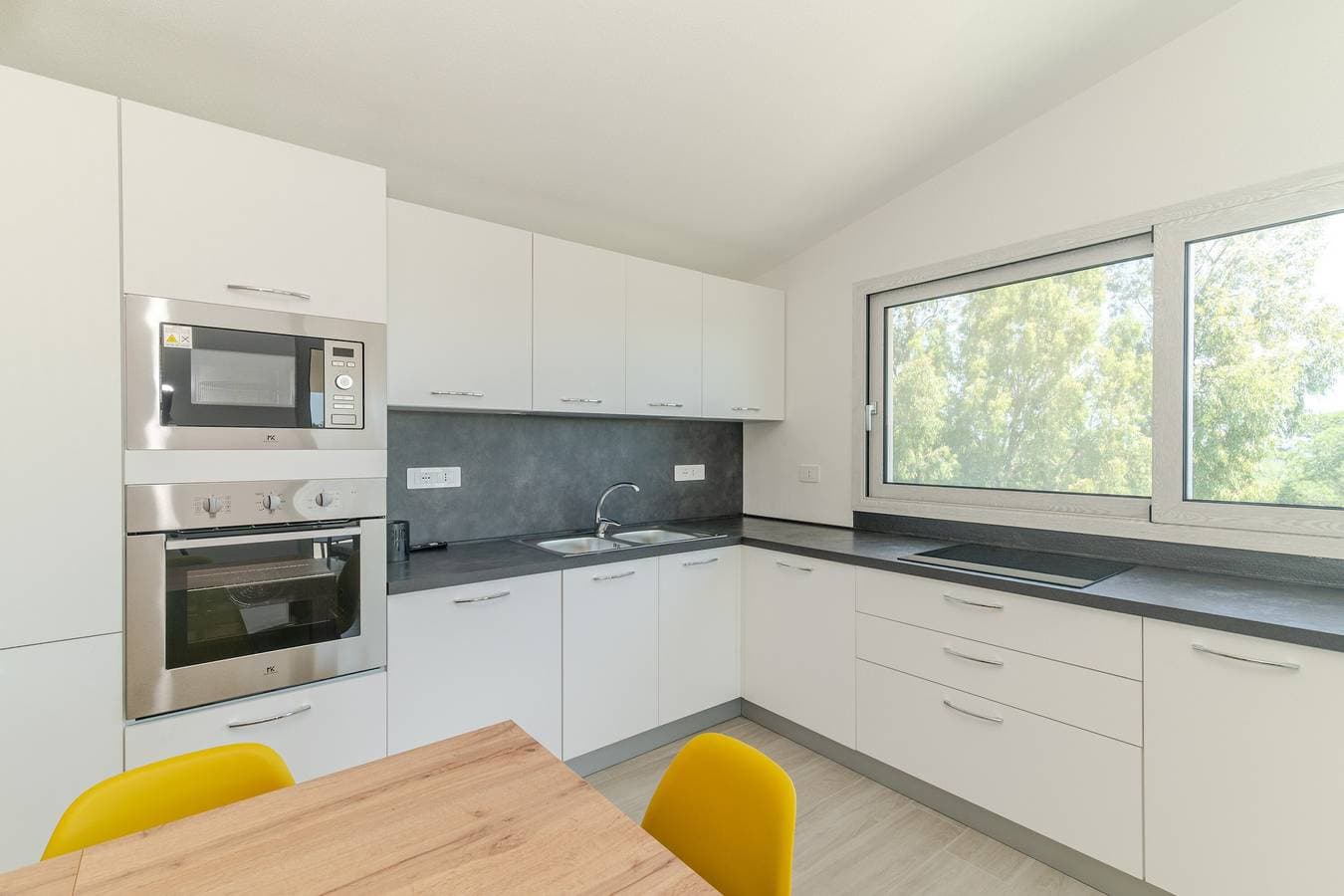 Foto 6 von 20: Apartment 'Cala – Terrasse mit Meerblick' nur 150 m vom Strand von Budoni entfernt