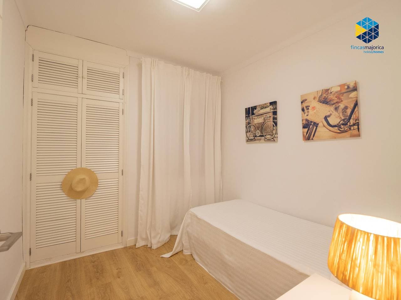 Foto 13 von 33: Komfortable Wohnung am Strand mit 3 Schlafzimmern in S'Illot