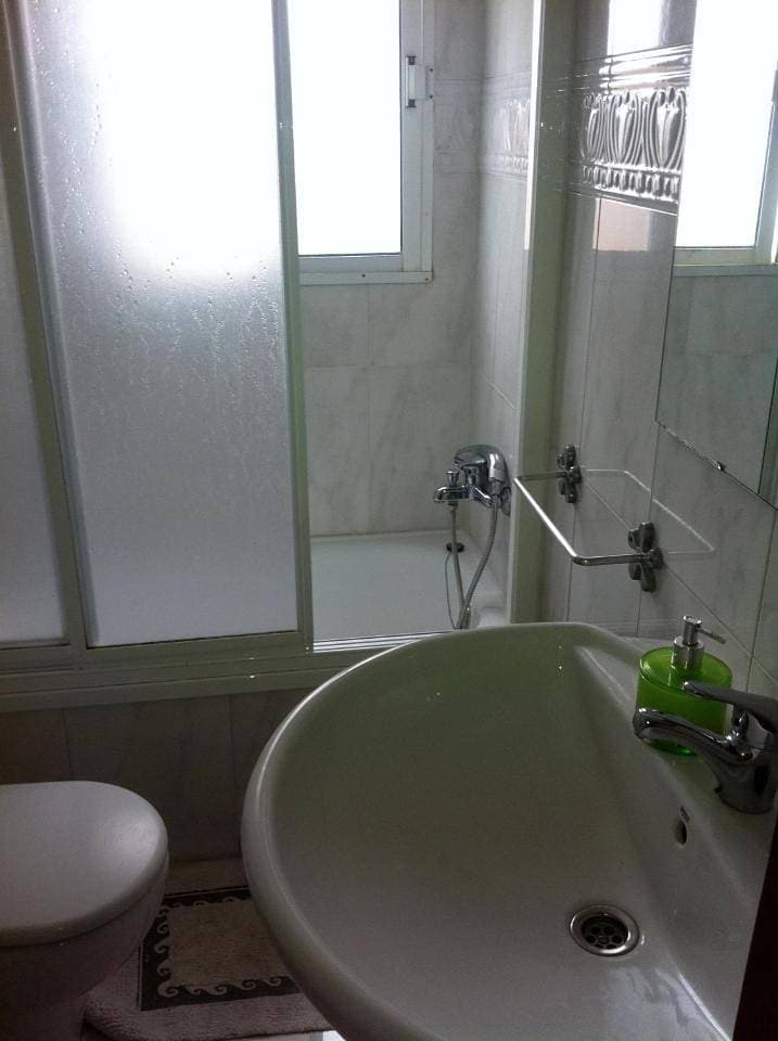Foto 12 von 14: Double or Twin Room with Shared Bathroom