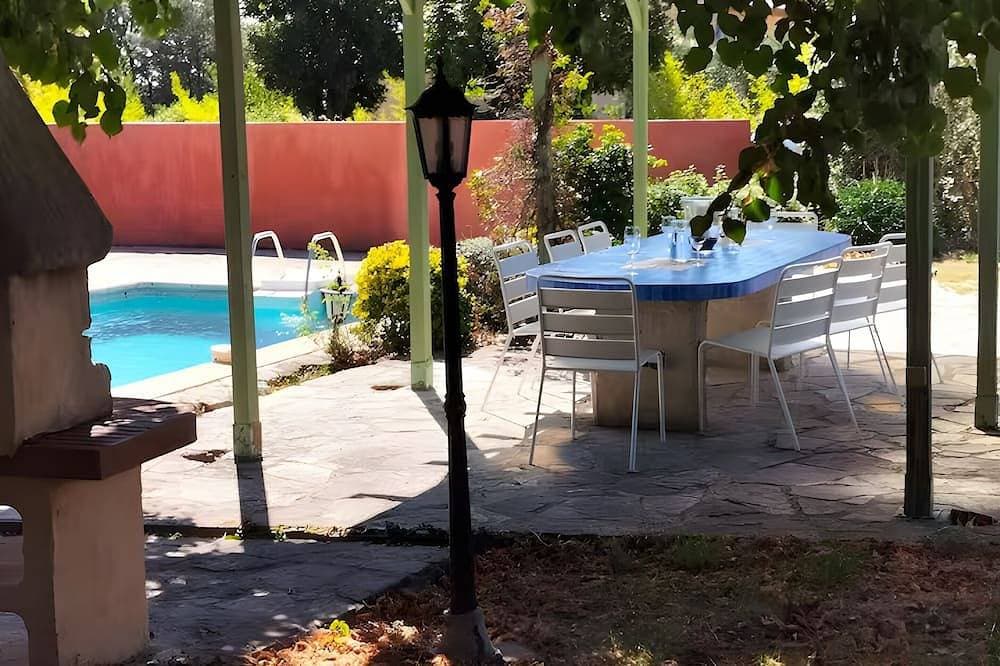 Foto 13 von 19: Villa „Lou Peiraverde“ mit privatem Pool, Terrasse und WLAN