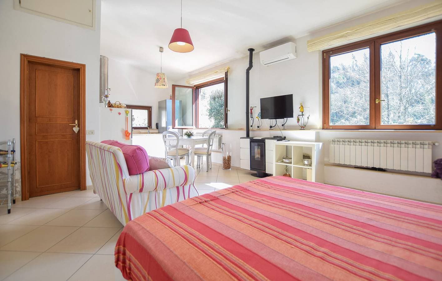 Foto 9 von 15: Gemütlicher urbaner Rückzugsort: AC, Kabel-TV, Parkplatz, WiFi - Camaiore