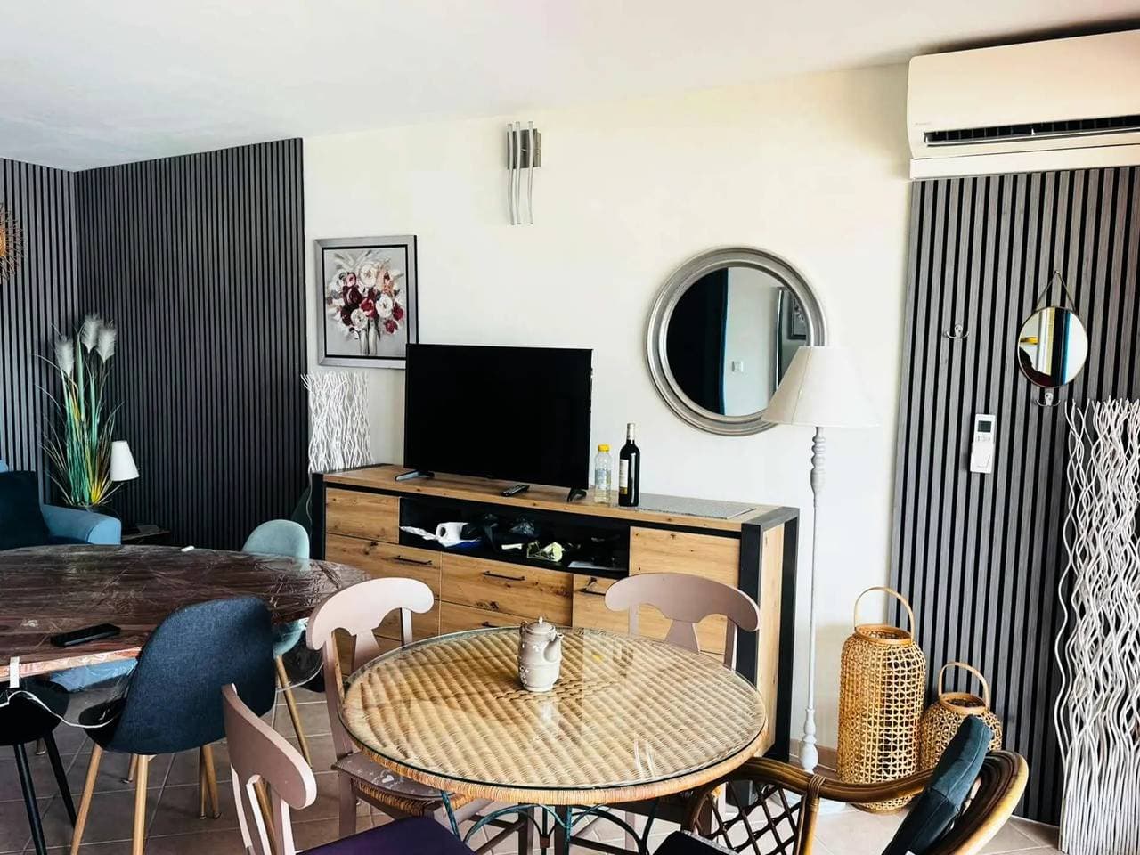 Foto 2 von 16: Klimatisierte T2 App mit Port View Nahe am Strand und an den Toren von Saint-Tropez
