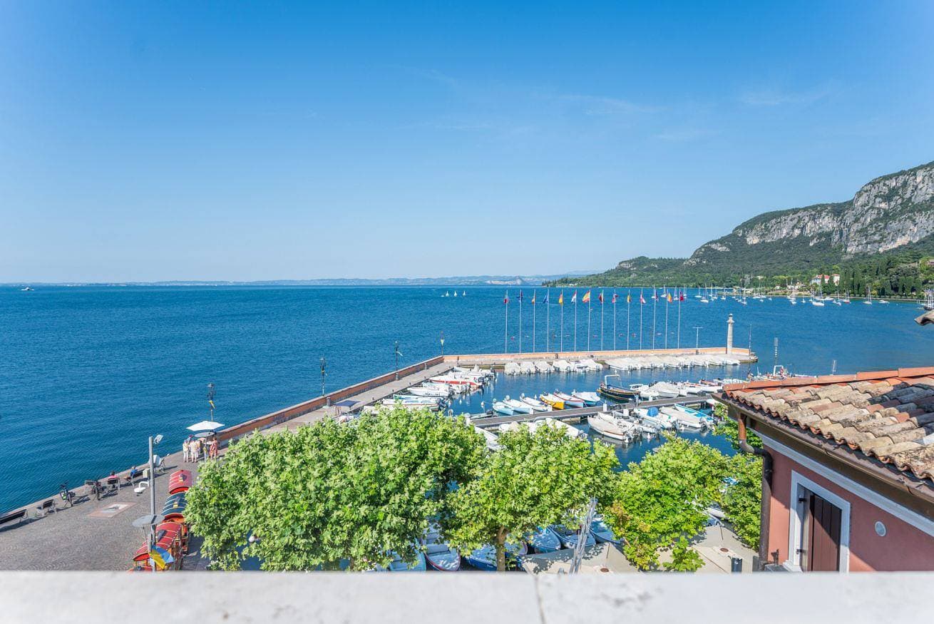 Foto 3 von 25: ApartmentsGarda - Baia Del Garda 5