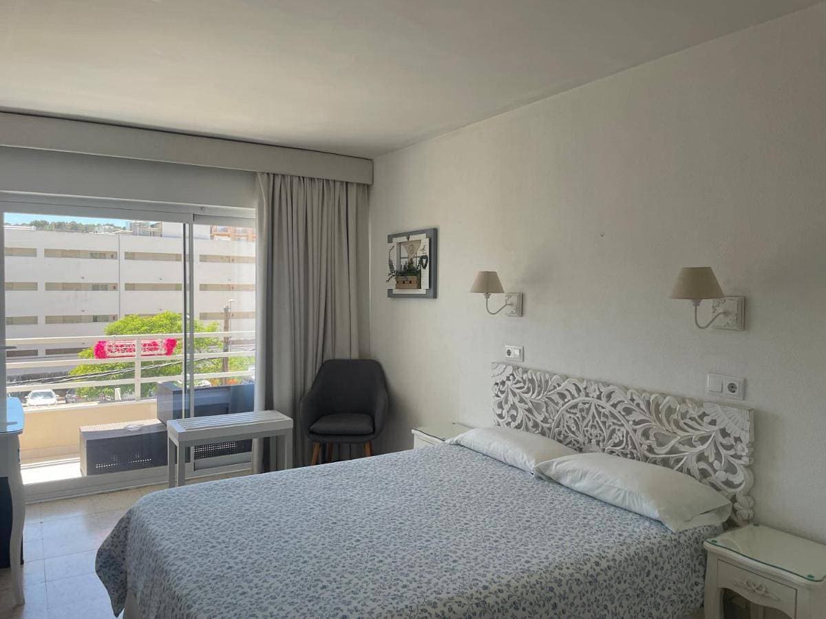 Foto 4 von 11: Double or Twin Room with Terrace no Air-Conditioning