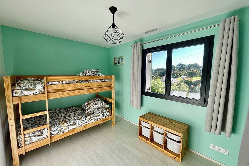 Foto 6 von 30: Charming 3-star villa of 110m2 with swimming pool 20' from the sea in a quiet location