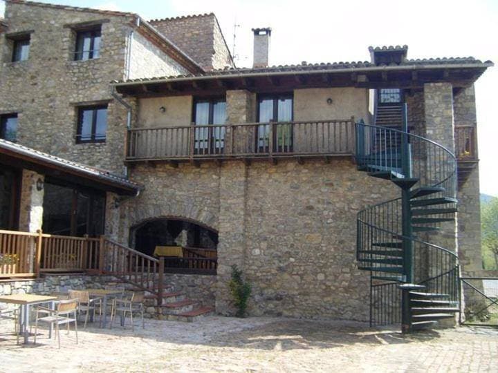Hostal de la Rovira 1