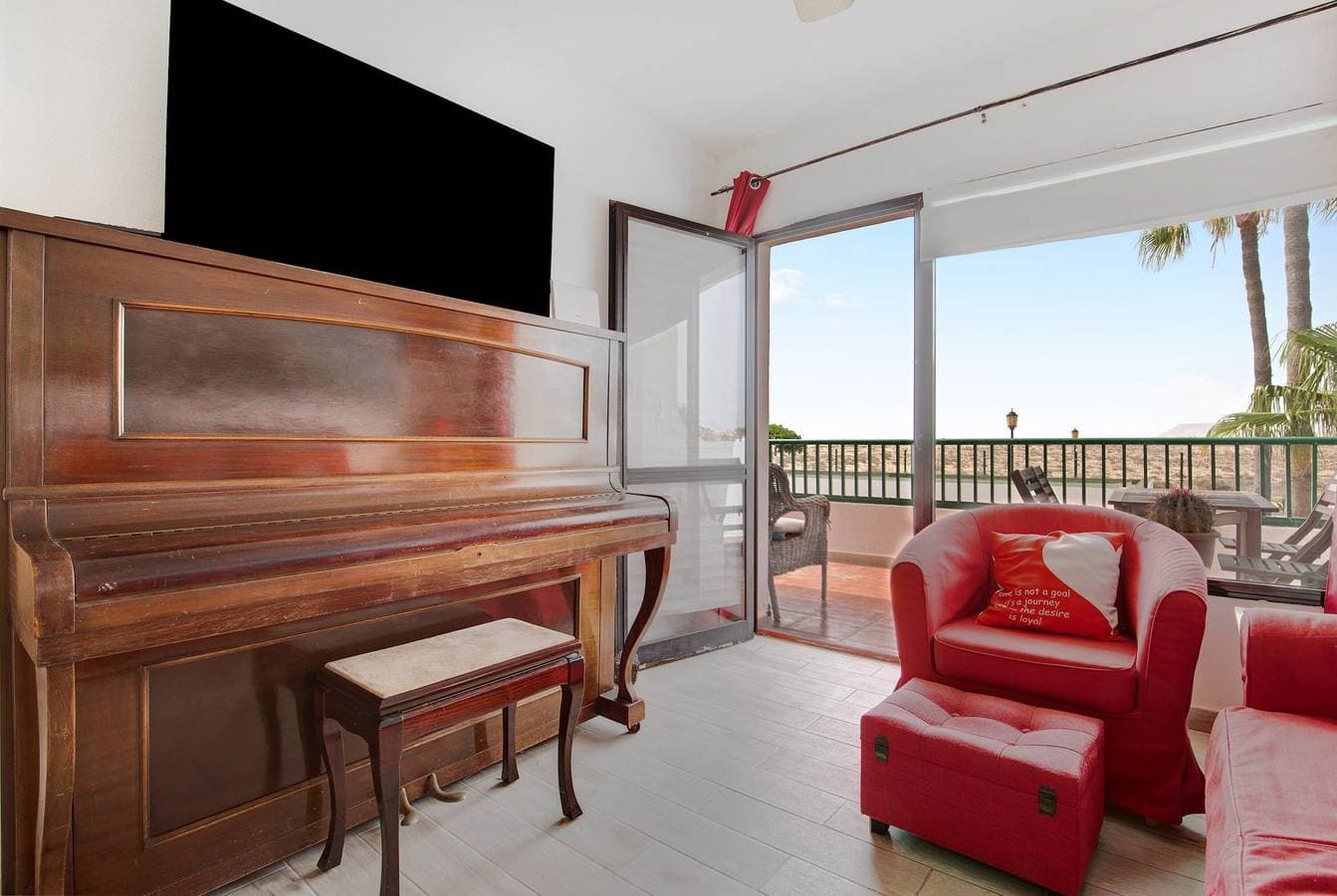 Foto 7 von 23: Ferienwohnung 'Dunes To Explore and Relax' mit Gemeinschaftspool, privater Terrasse und Wi-Fi
