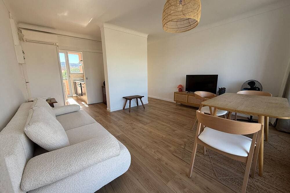 Foto 8 von 25: Komfortables Studio mit Meerblick, Loggia, Haustiere erlaubt und privater Parkplatz