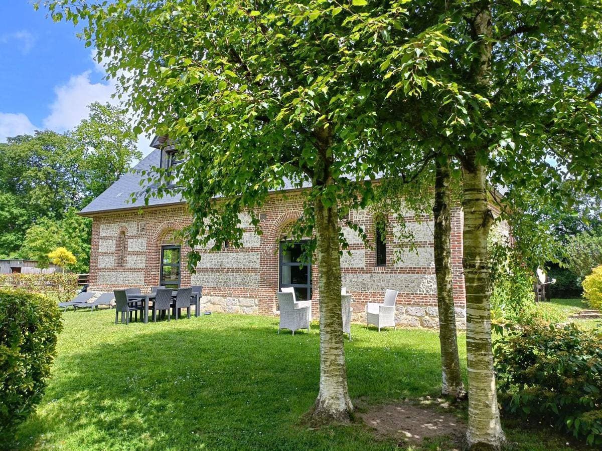 Foto 4 von 33: Three-Bedroom House