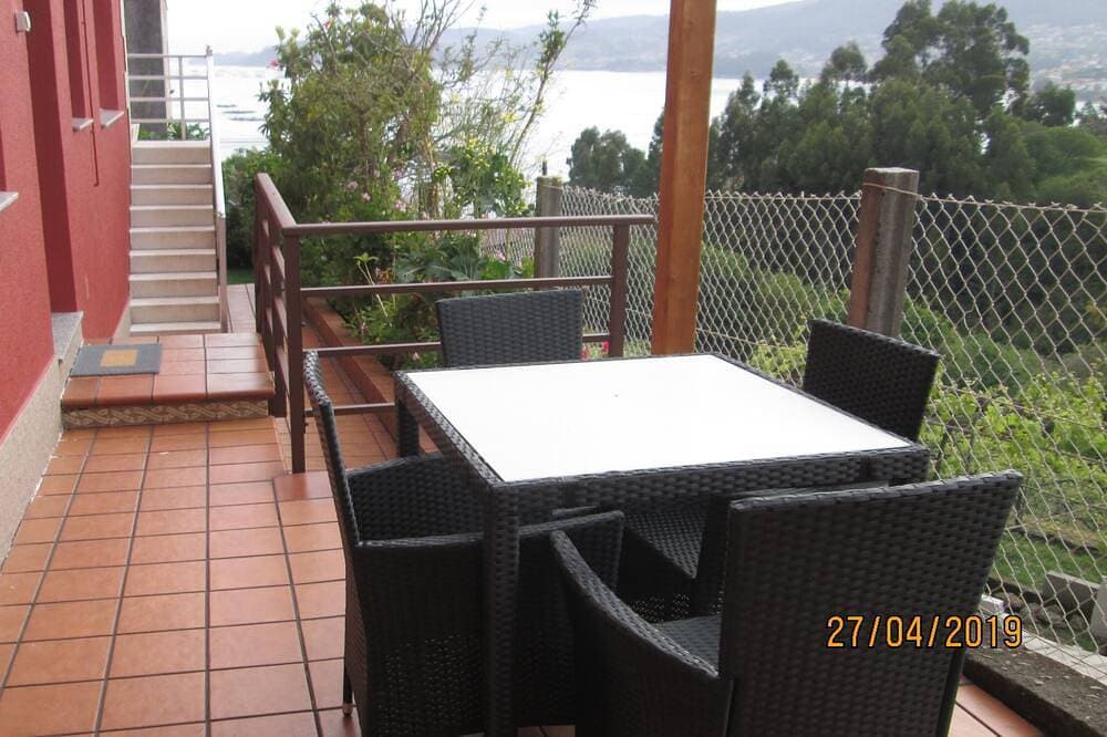 Bueu: Ferienwohnung - 3 Räume - 2/4 PersonenHaus mit Garten 1