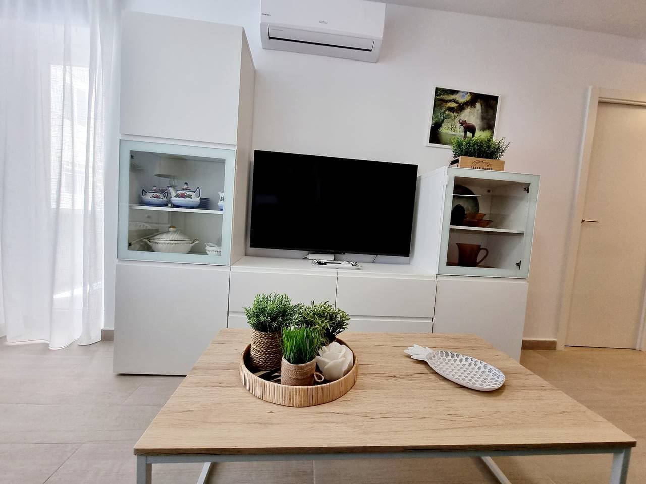 Foto 5 von 37: Modernes Apartment Nur Wenige Schritte vom Strand Los Locos Entfernt