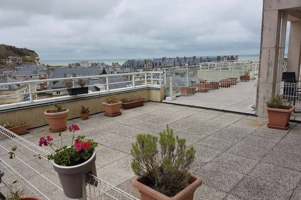 Studio vue mer 1