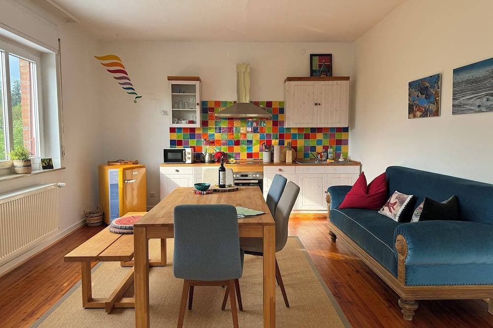 Geräumig-freundliche Ferienwohnung am Helental in Bad Wildungen  (4 Pers.) 1