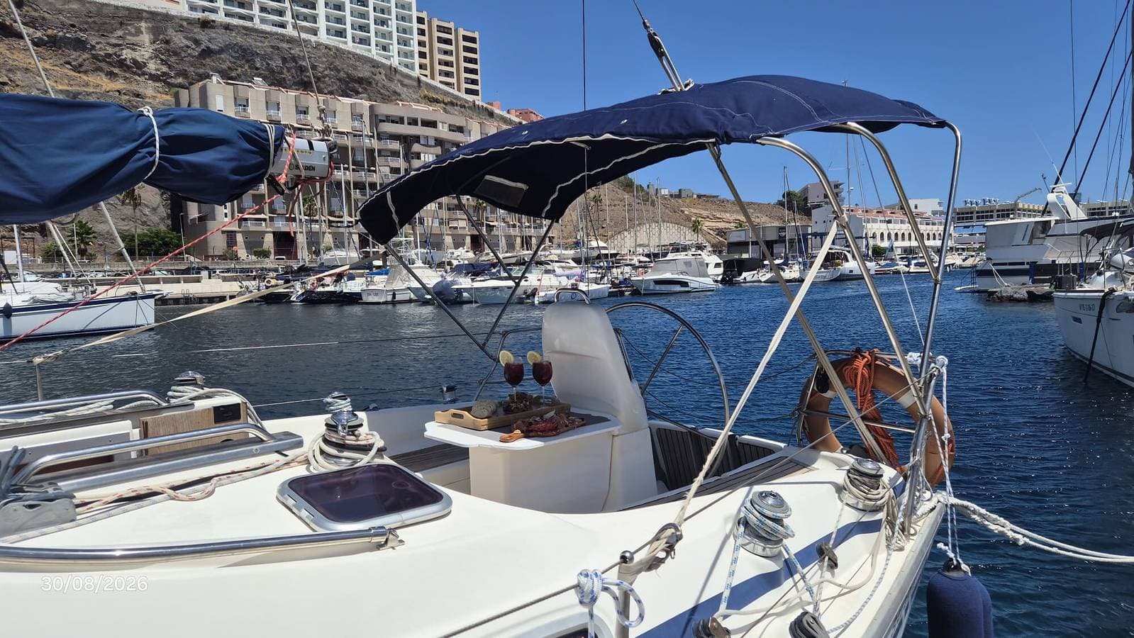 Foto 3 von 10: „Sleep On The Sea“ – Mit Meerblick und WLAN