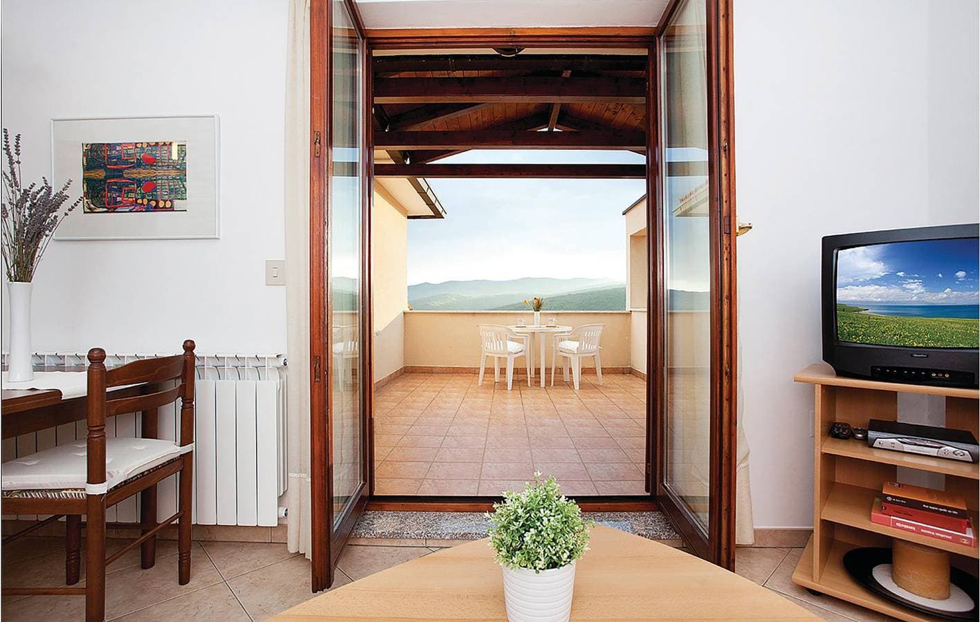 Foto 8 von 19: Gemütliche Ferienwohnung mit Terrasse, WLAN und 600 m zum Strand