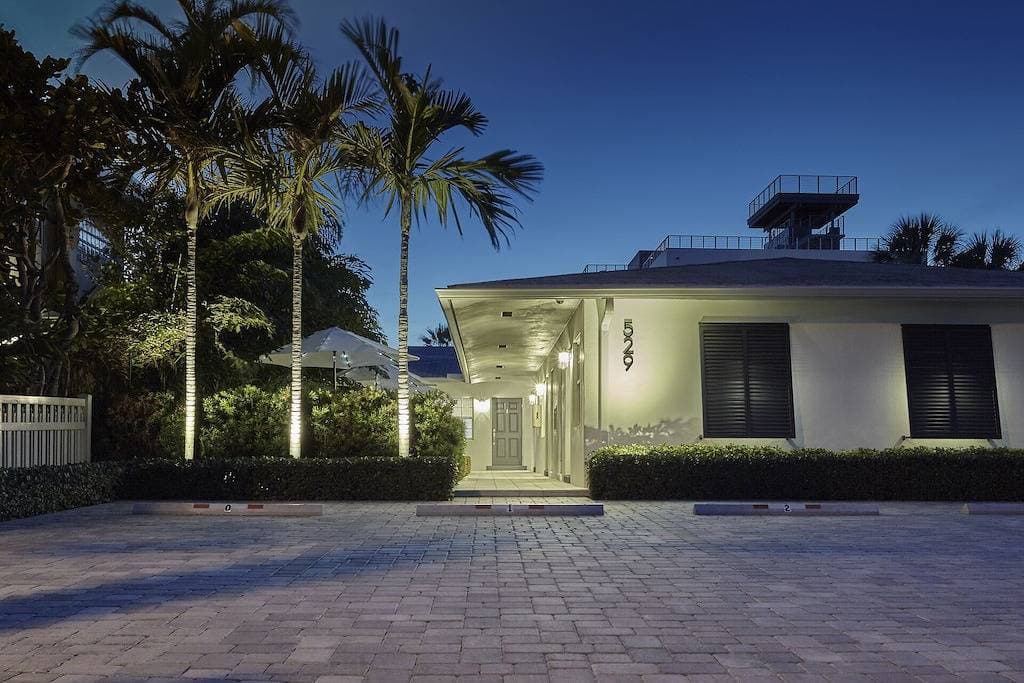 Foto 12 von 35: 1Br Luxury Suite # 2 am Ocean Drive, nur wenige Schritte vom Strand entfernt