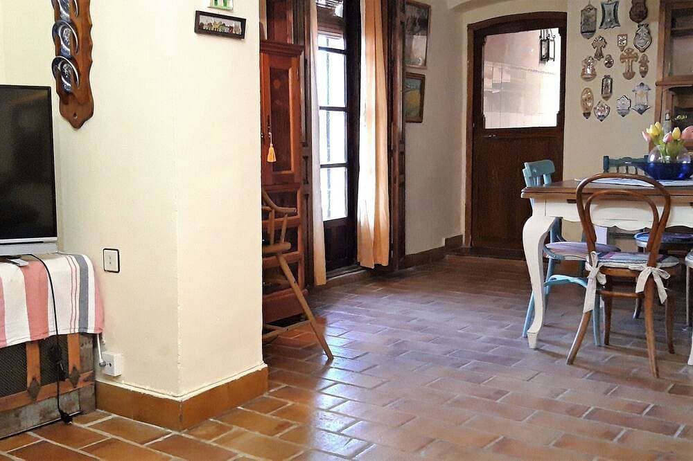 Foto 13 von 30: Spanische Villa Mit Privatem Pool, WIFI, 50 Minuten vom Strand entfernt