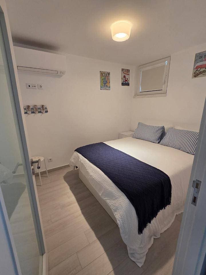 Foto 7 von 27: Two-Bedroom Apartment