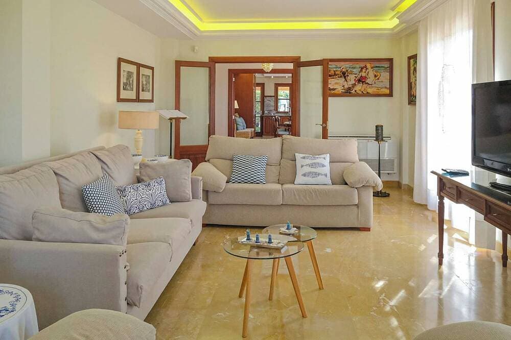 Foto 11 von 30: Finca Llum by Rentallorca