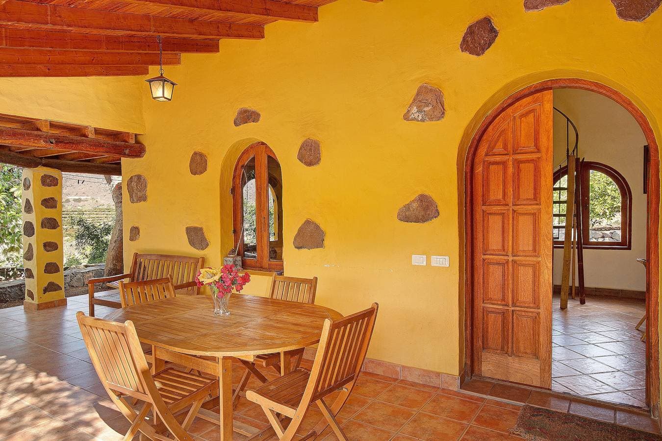 Foto 4 von 25: Landhaus "Finca Los Dioses" im Herzen der Natur mit Bergblick, Garten & Terrasse