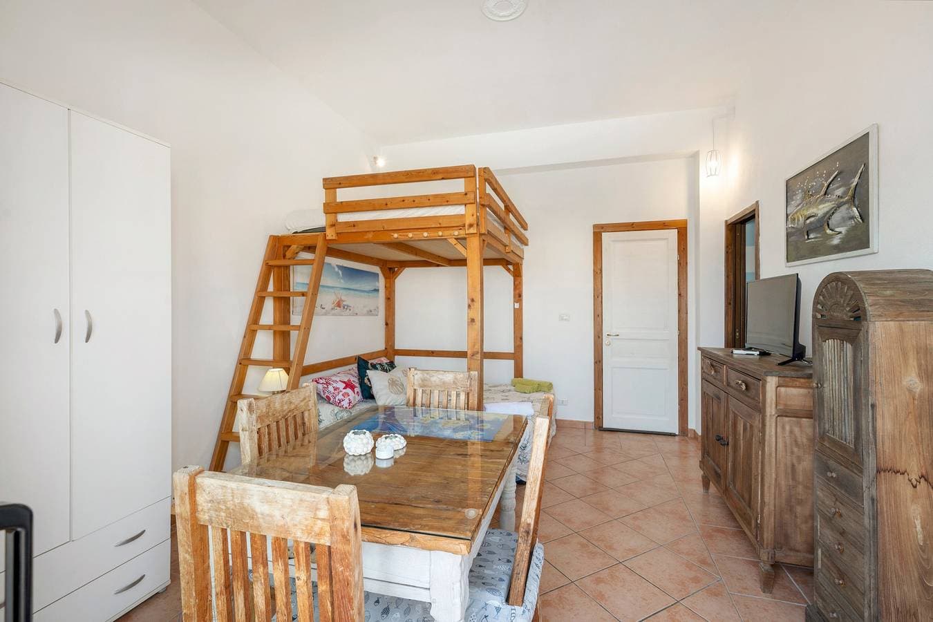 Foto 8 von 16: Einzimmerapartment "Casa Silvia" mit Meerblick, Balkon und Klimaanlage