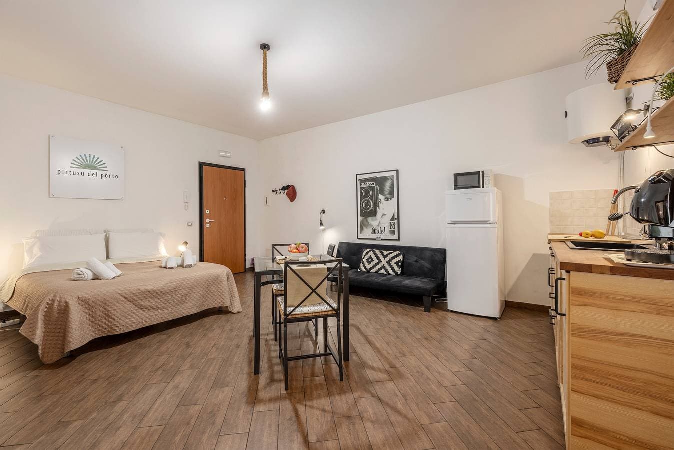 Foto 2 von 27: Apartment 'Del Porto, Palermo' mit Balkon, WLAN und Klimaanlage