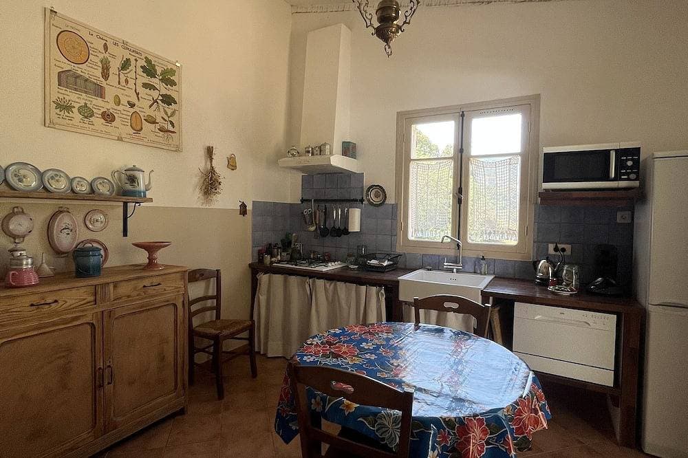 Foto 12 von 30: Caseddu kleine, charmante typisch korsischen Schafe