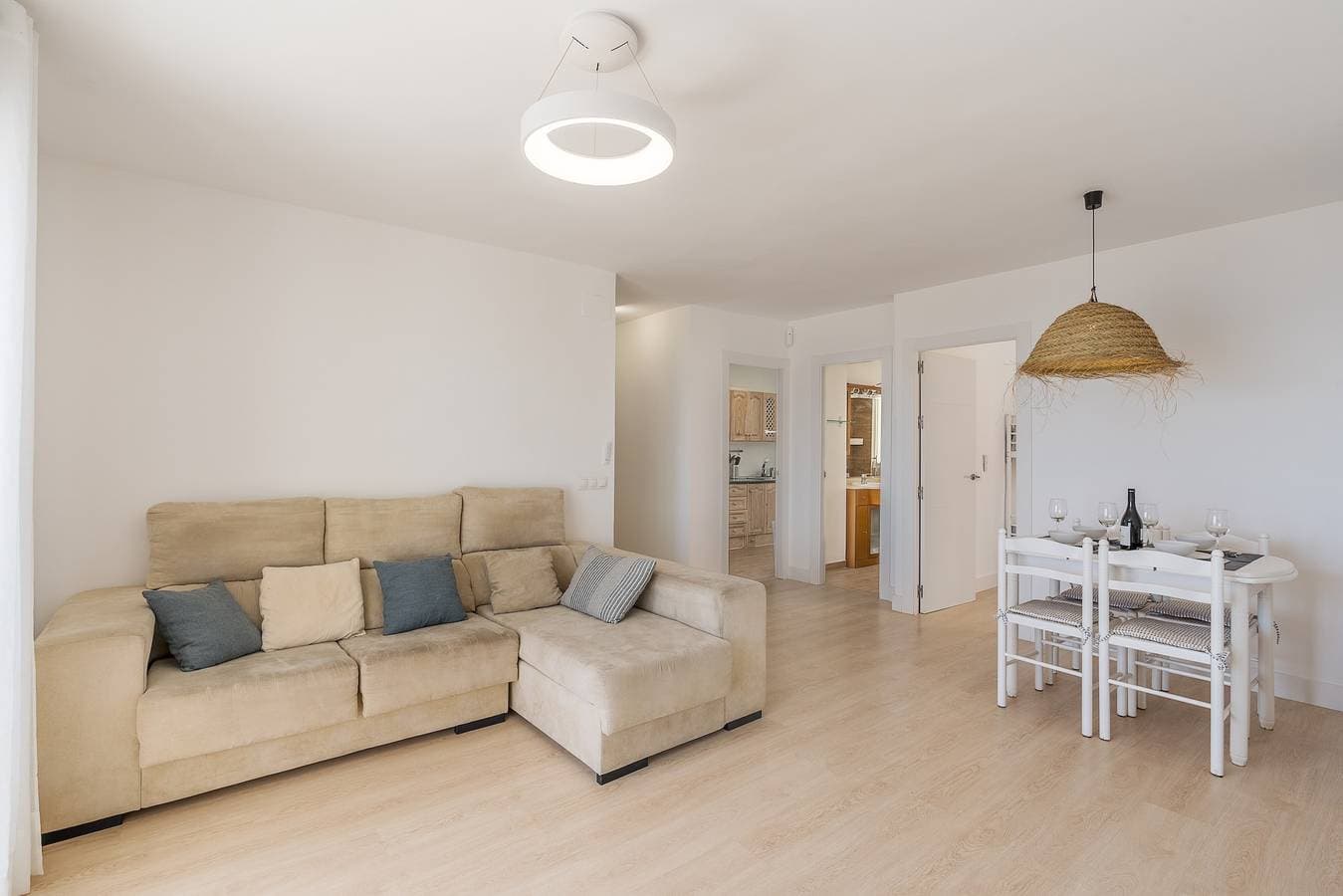 Foto 5 von 28: Ferienwohnung 'Primera Linea De Playa La Herradura' mit Meerblick, Balkon und WLAN