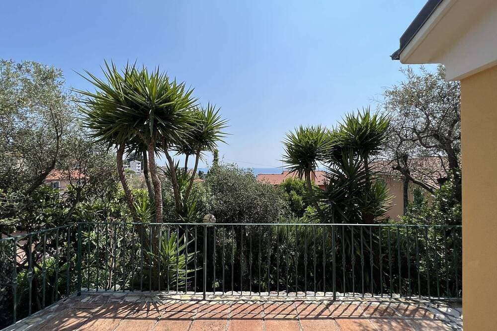 Foto 12 von 30: Villa Tellaro 8 pax, Waterfront holiday house with Pool, Wifi, BBQ, and Sea View