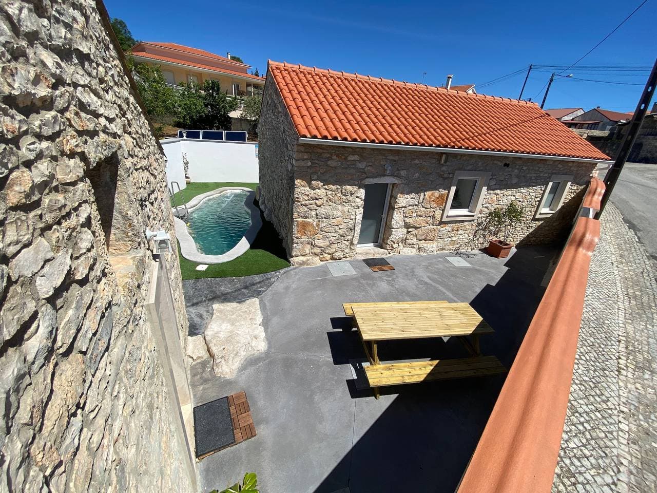 Foto 12 von 24: Ferienhaus 'Palheiro Do Rei' mit gemeinsamer Terrasse, WLAN und Klimaanlage