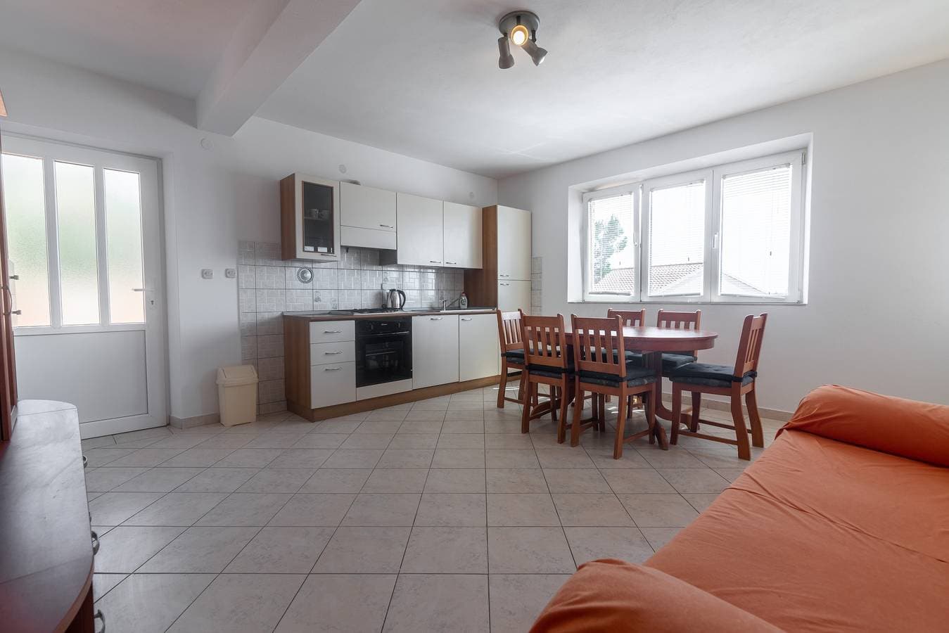 Foto 13 von 30: 2-Zimmer-Ferienwohnung mit Terrasse und Meerblick Sveta Nedilja, Hvar A-4049-b
