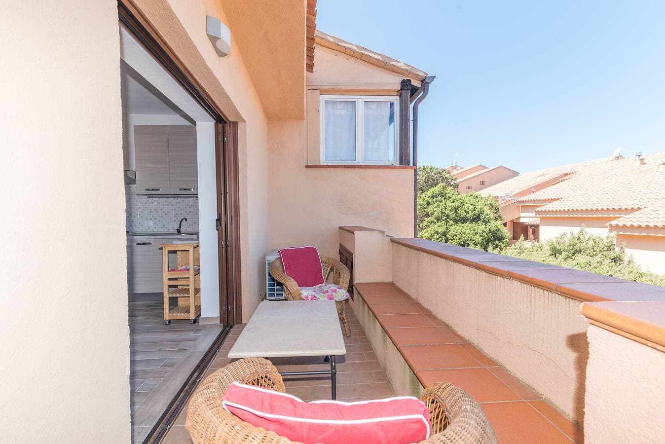 Foto 4 von 24: Ferienwohnung Orizzonte Rosso nahe Strand mit Meerblick und Terrasse
