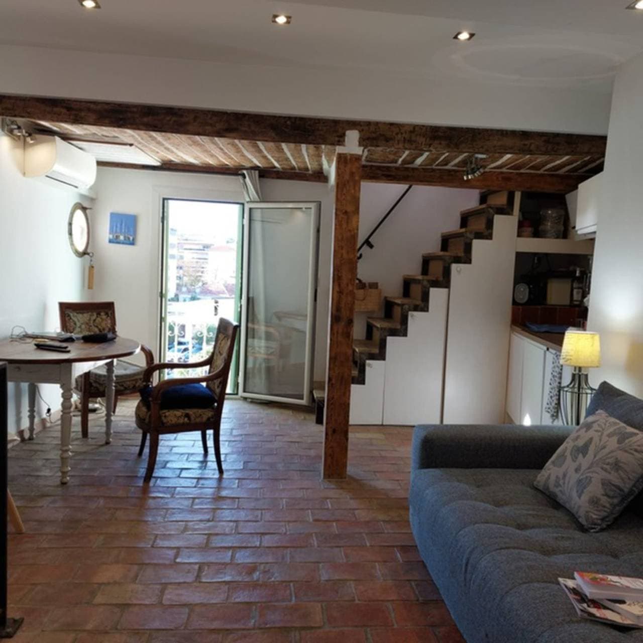Foto 3 von 12: Ferienhaus für 3 Personen mit Terrasse