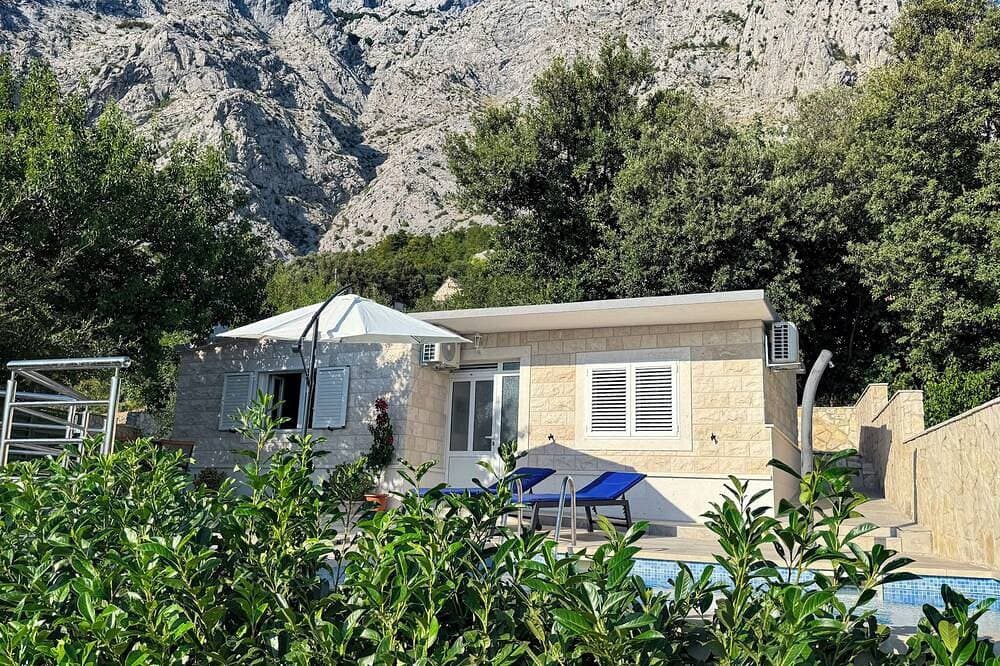 Foto 10 von 30: Kleines Ferienhaus mit Pool,Terrasse,Meerblick,Grill, WiFi,Familienurlaub, ruhig
