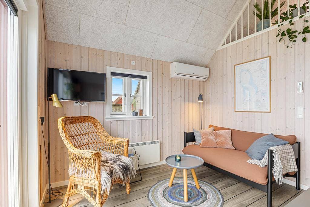 Foto 5 von 26: 2-Personen-Ferienhaus in schöner Natur, direkt am Fjord