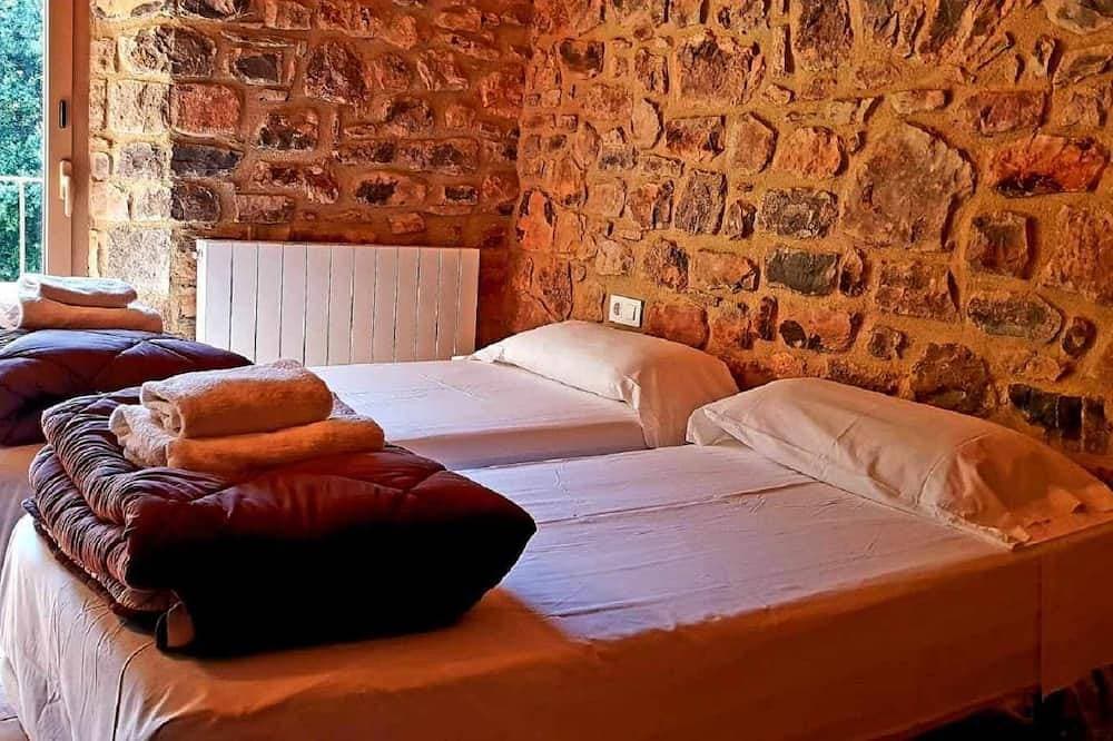 Foto 11 von 30: Das Hotel liegt in einem besonderen Pla D'Inter��s Natural, in der Nähe von Olot