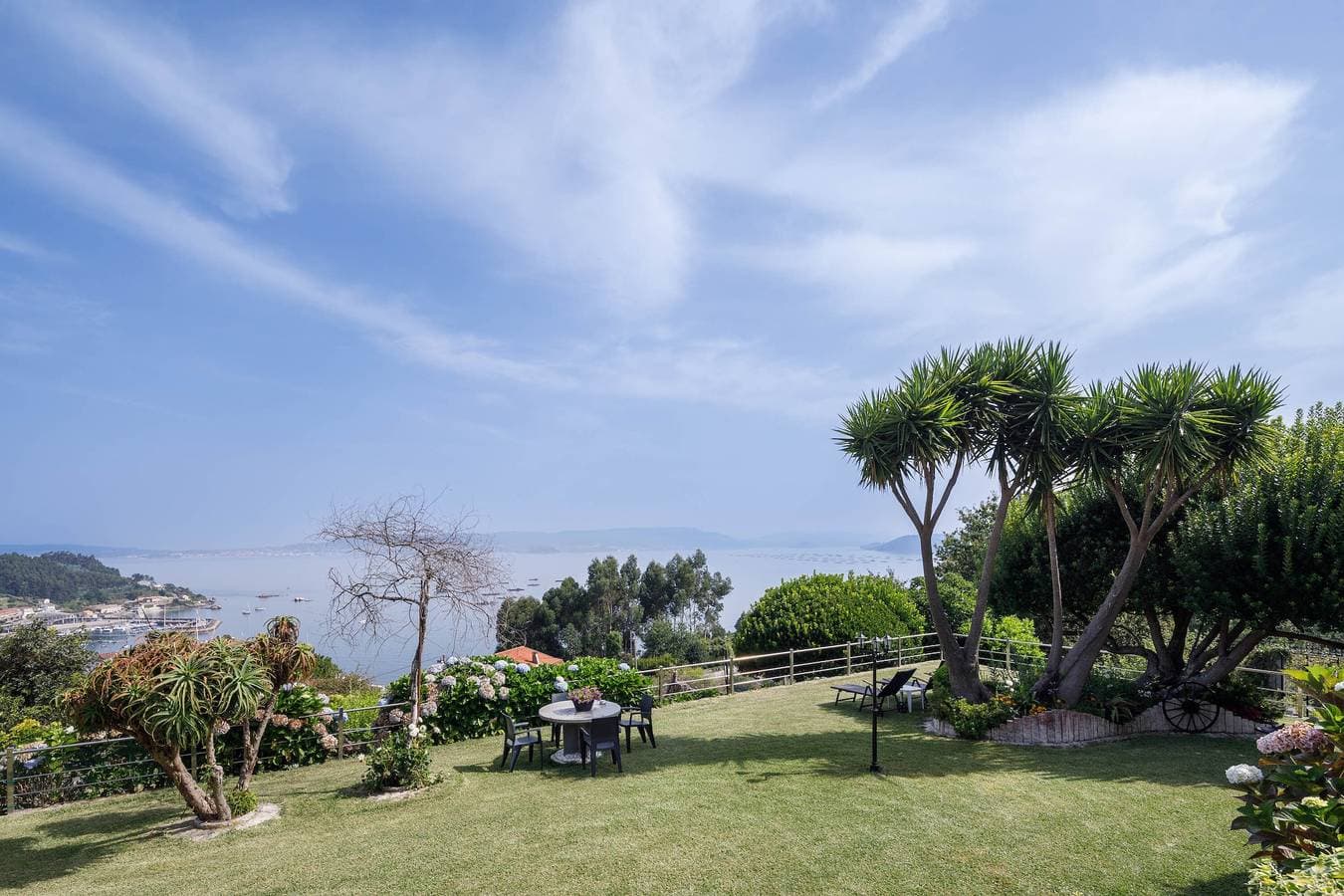 Apartamento con jardin en un chale 1