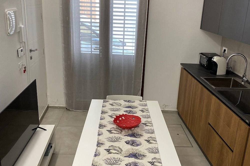 Foto 9 von 14: Renovated Holiday House in Castellammare del Golfo - Historic Center