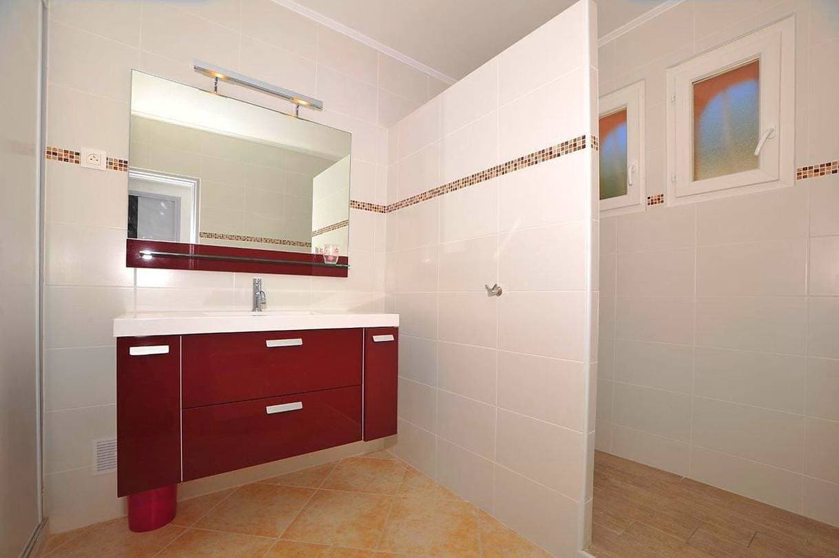 Foto 12 von 26: (6) Apartments mit Beheiztem Pool und Blick Aufs Meer zu 10 meter vom Strand
