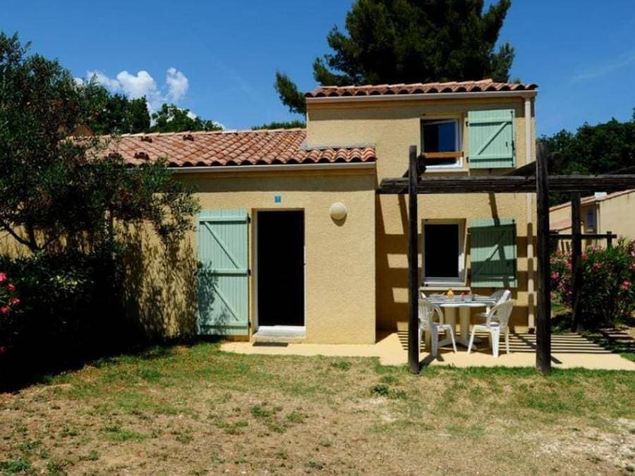 Foto 1 von 13: Village vacances Cévéo de Bormes-les-Mimosas " La Manne" - Ferienhaus 4 personen - 2-Zimmer-Maisonette 4 P.