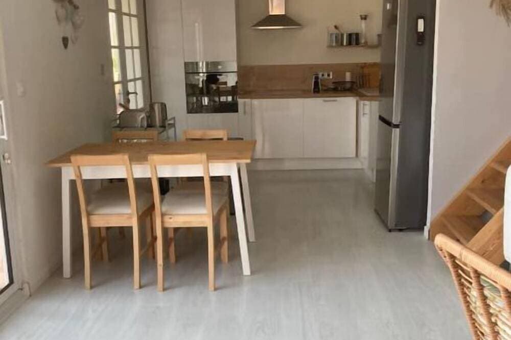 Foto 13 von 22: Joli Mas T3 vue Mer. Animaux de Compagnie Acceptés !