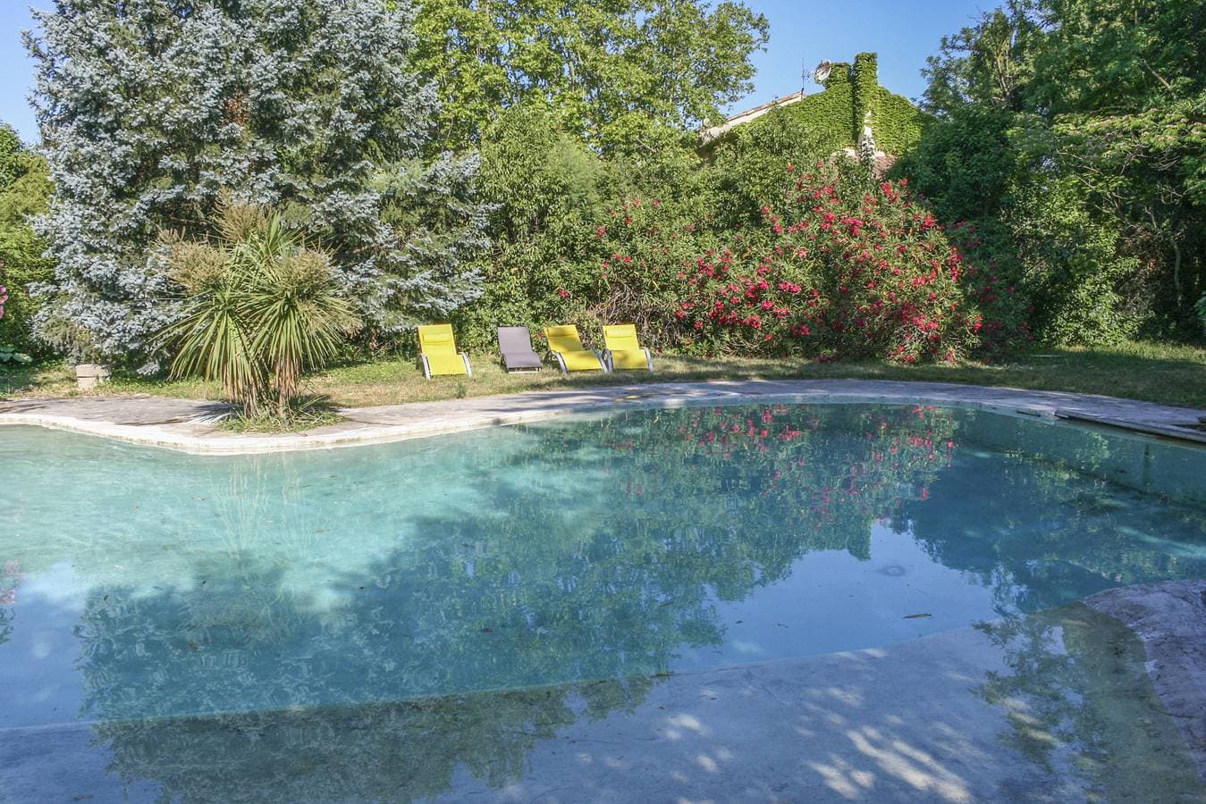 Foto 3 von 26: Mas Jullian (12p) with pool in Graveson - Provence