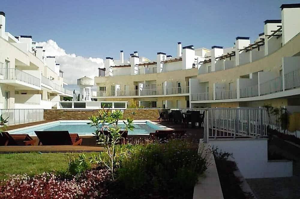 Apartment next to the beach in condo with indoor and outdoor pool 1