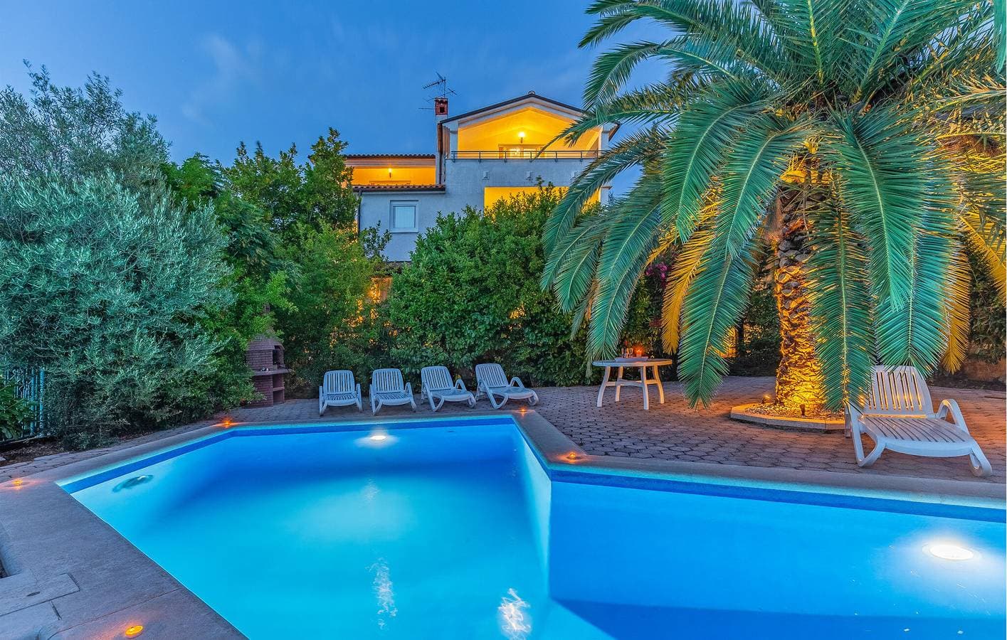 Foto 12 von 35: Gemütliche Ferienwohnung mit Pool, Terrasse und 1,5 km entferntem Strandzugang