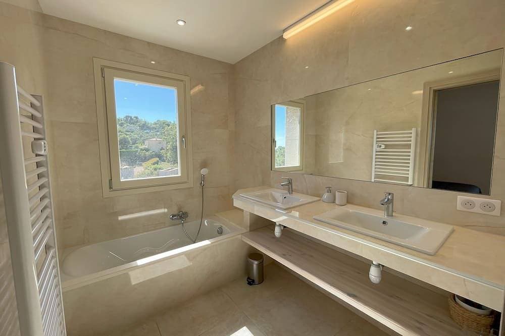 Foto 7 von 30: New country house with for 8 people 5 min from the Village