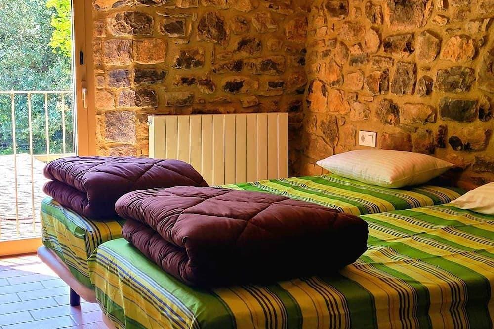 Foto 9 von 30: Das Hotel liegt in einem besonderen Pla D'Inter��s Natural, in der Nähe von Olot