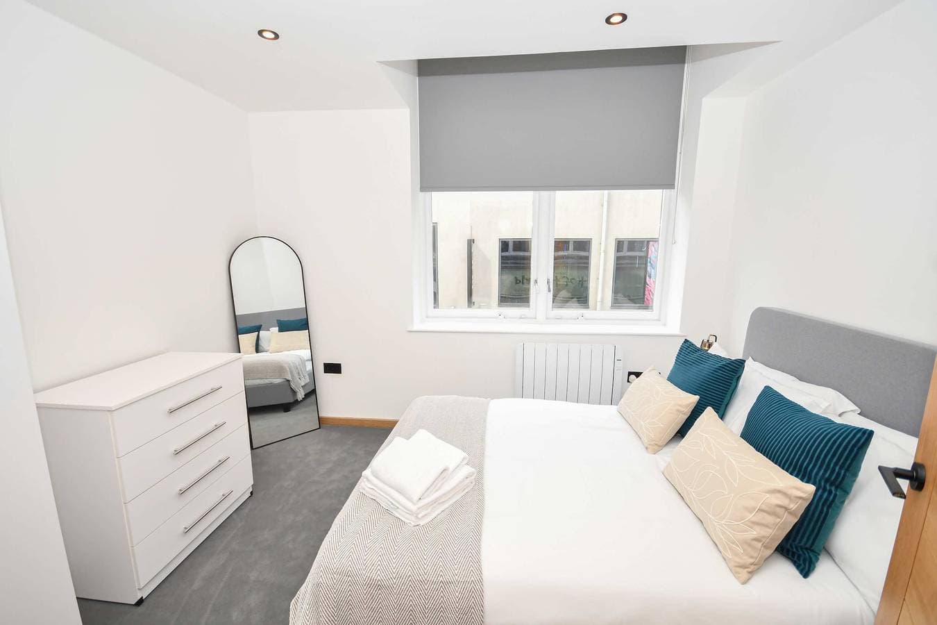Foto 3 von 30: Contemporary 1 Bed Apartment in Central Leeds