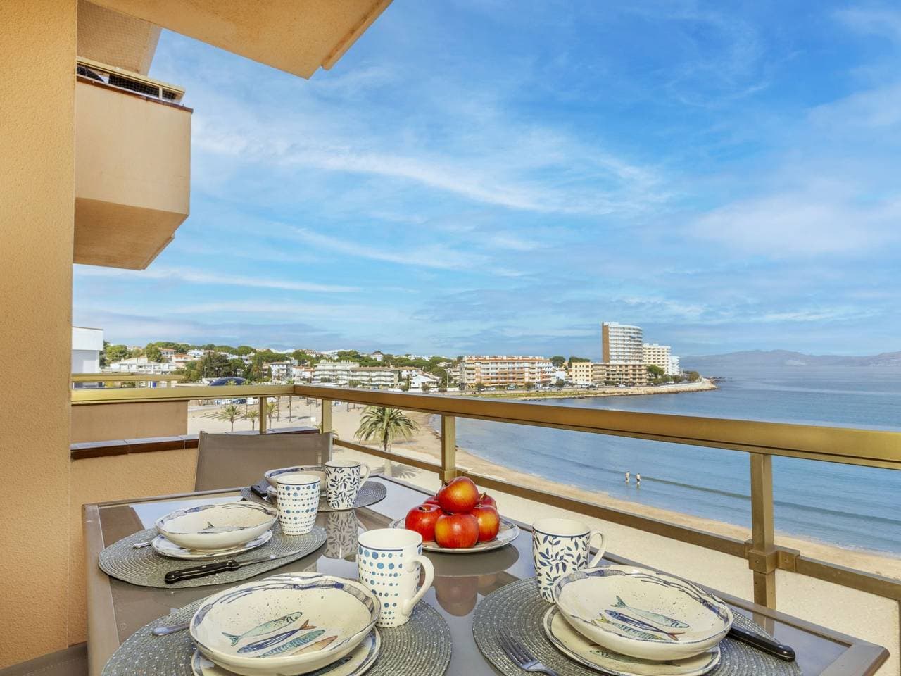Riells: Appartementhaus Platja Mar 1